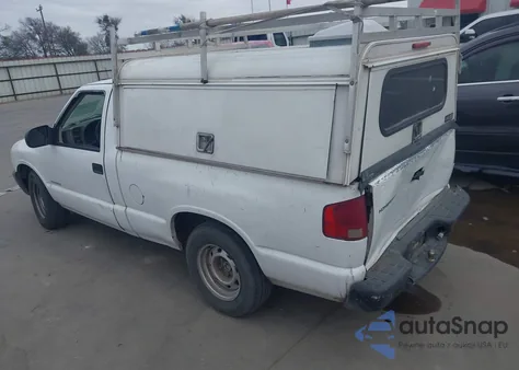 2000 Isuzu Hombre Xs z USA, uszkodzony, nr VIN 1GGCS1442Y8702472